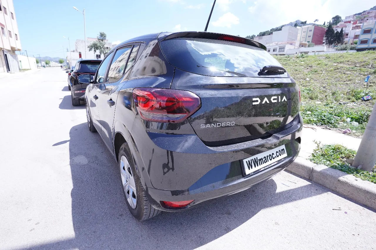Tétouan : Louez la Nouvelle Dacia Sandero 2025 et Profitez de Votre Séjour !