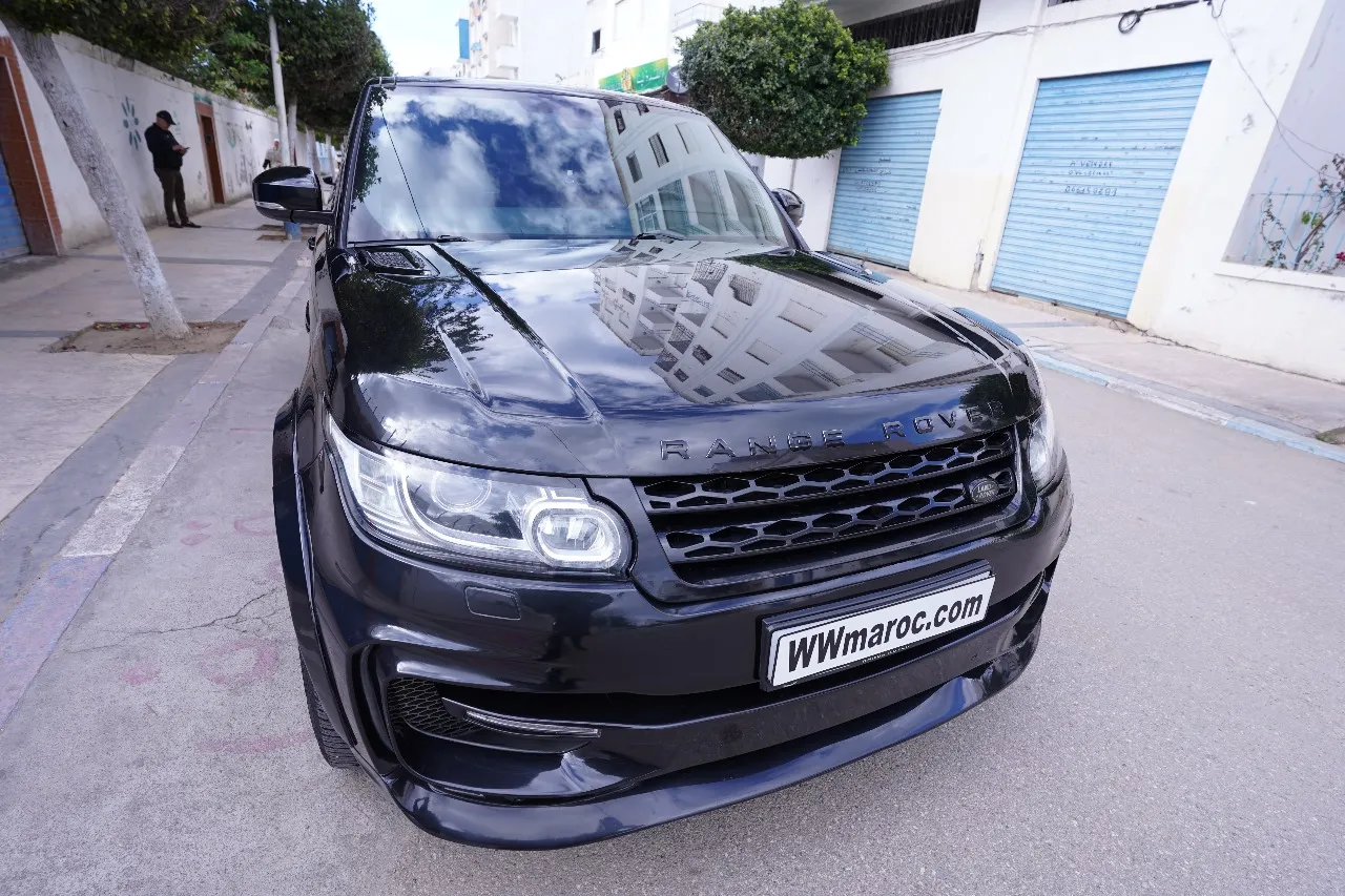 Exceptionnel Range Rover Sport (2015) : Le SUV de Luxe en Condition Parfaite