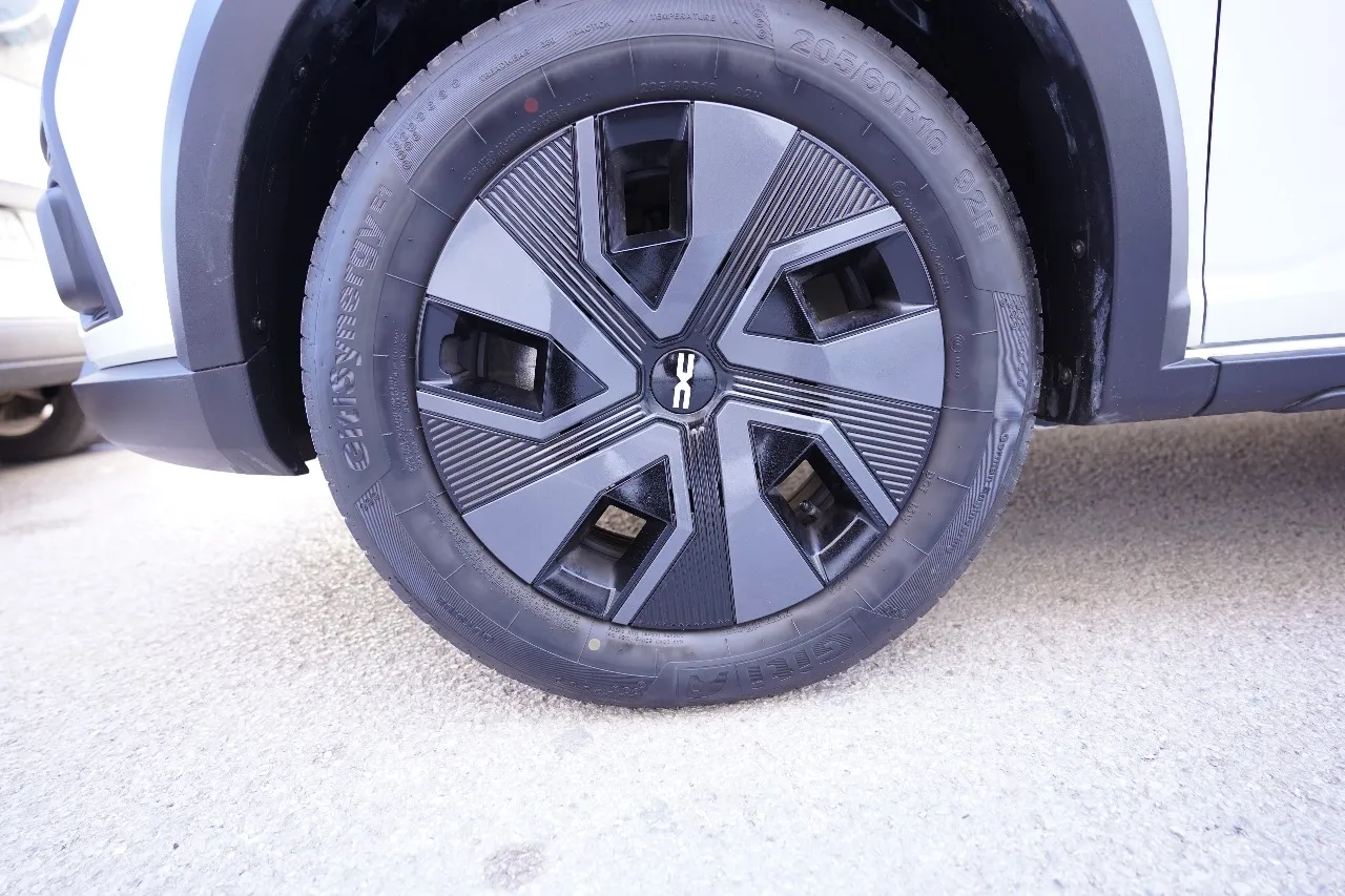 Location Dacia Stepway (2025) Full Options Blanche à Martil (Proche de Tétouan)