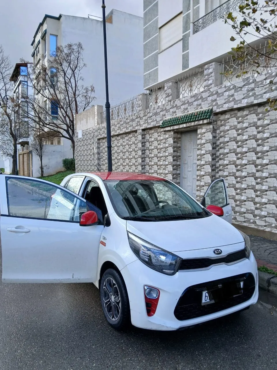 Belle Kia Picanto Lifestyle Essence 2020 Manuelle - Première Main & Full Options