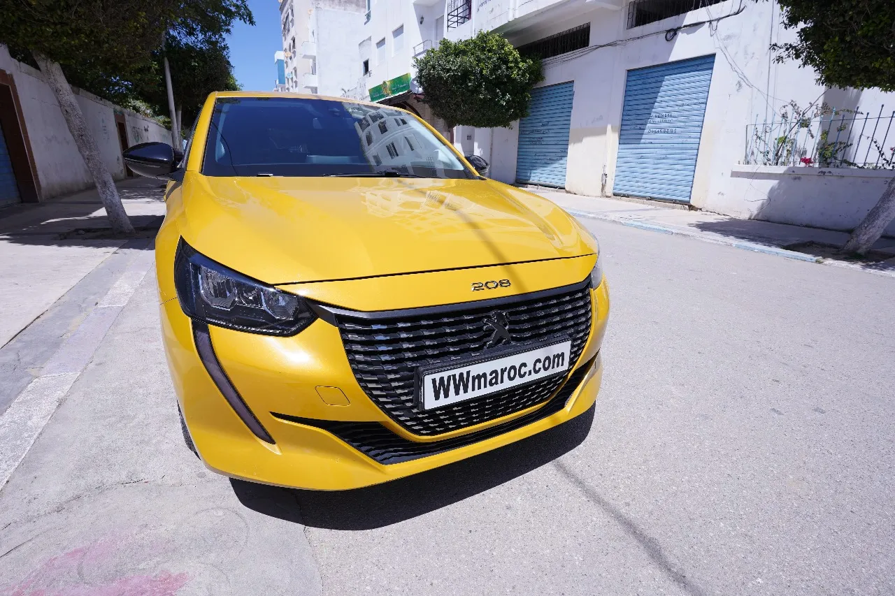 Votre Nouvelle Peugeot 208 (2023) Vous Attend à Tétouan : État Neuf, Origine