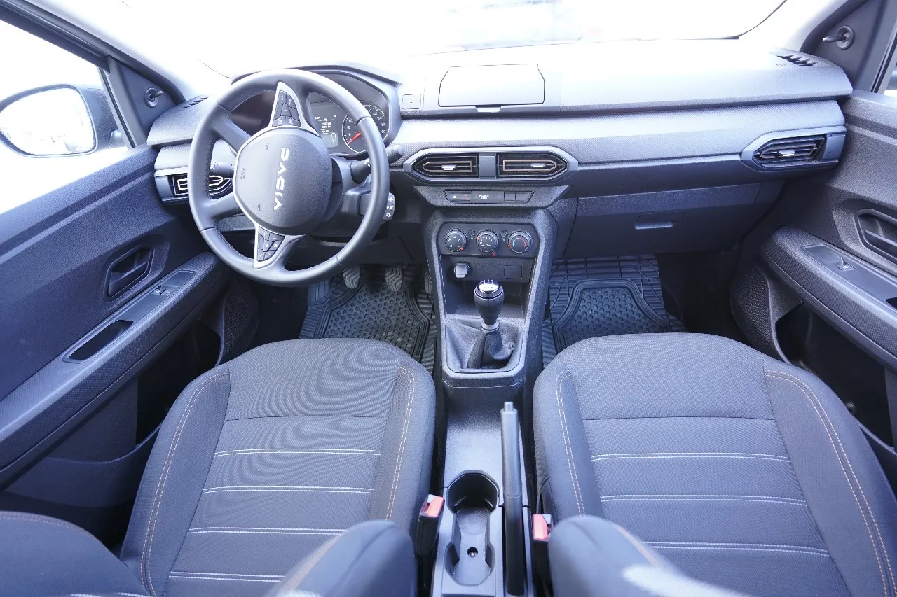 Offre de Location Exclusive à Martil : Dacia Stepway 2025