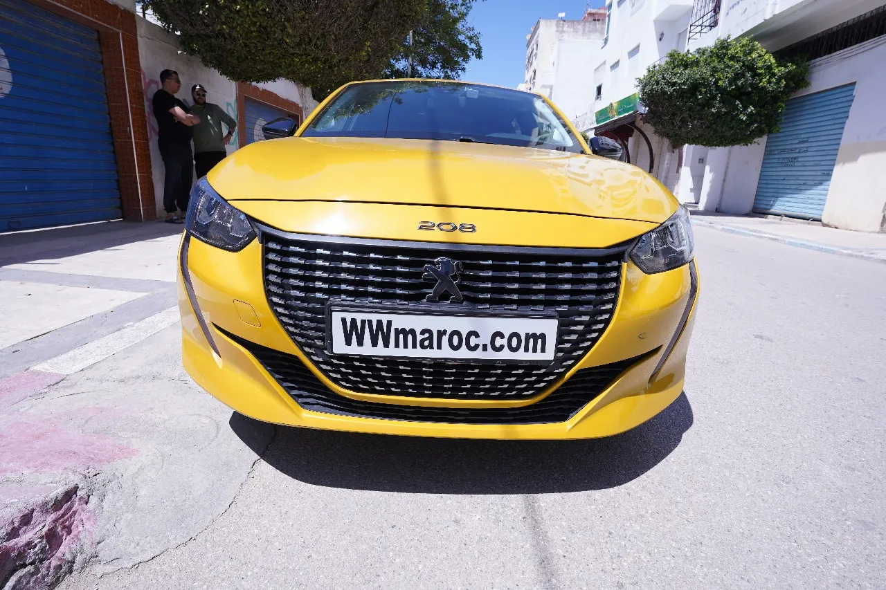 Votre Nouvelle Peugeot 208 (2023) Vous Attend à Tétouan : État Neuf, Origine