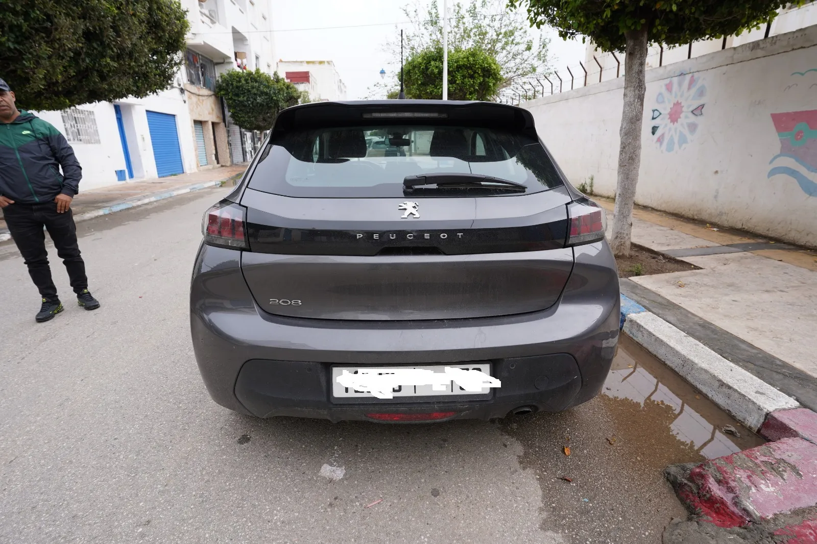 À vendre : Peugeot 208 diesel automatique (2022)  d’occasion, très propre.
