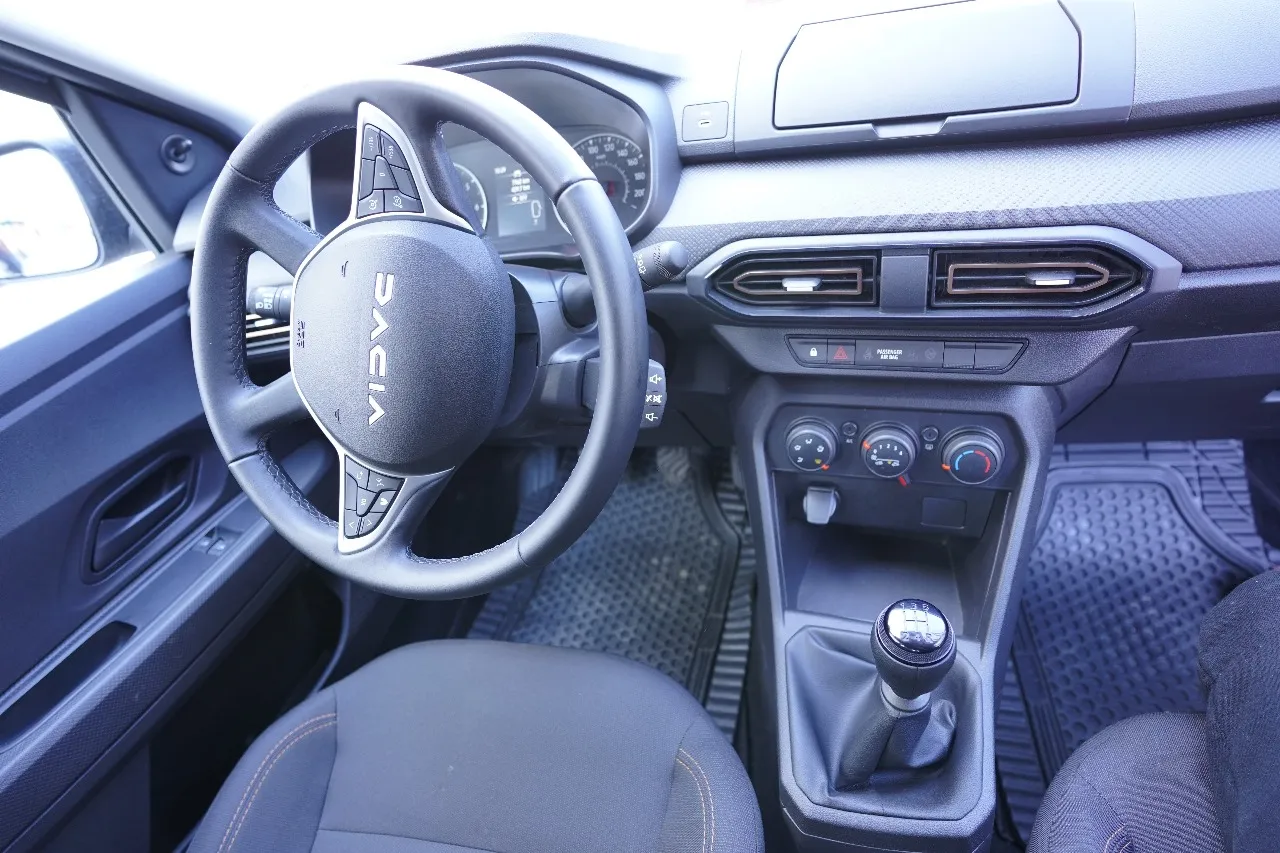 Offre de Location Exclusive à Martil : Dacia Stepway 2025