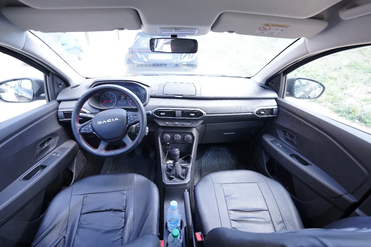 Tétouan : Louez la Nouvelle Dacia Sandero 2025 et Profitez de Votre Séjour !