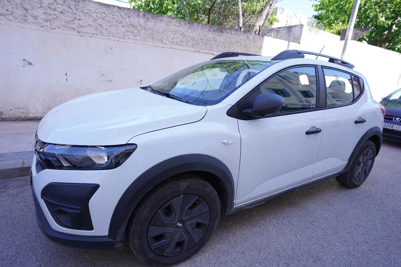 Location Dacia Stepway (2025) Full Options Blanche à Martil (Proche de Tétouan)