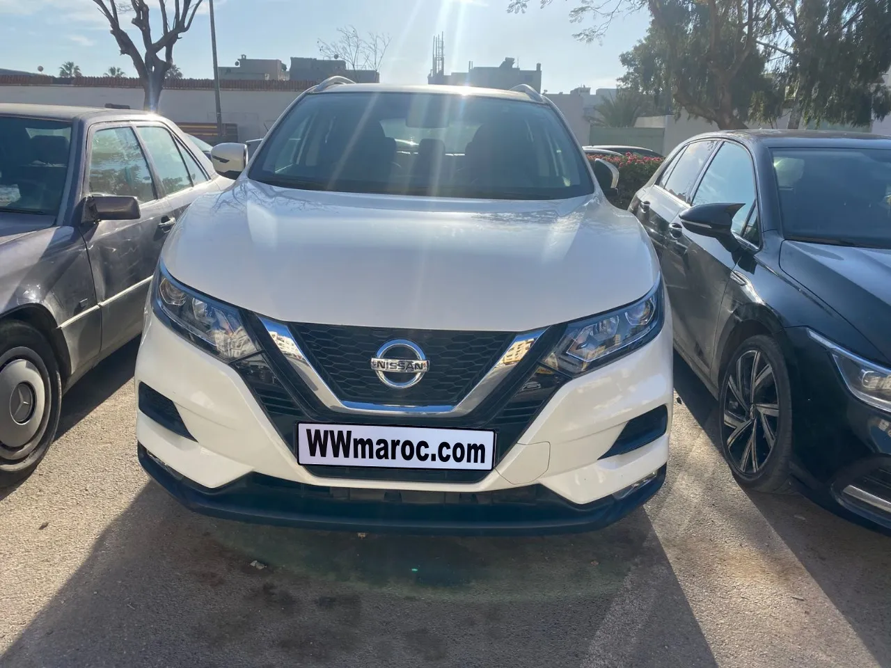 À vendre : Nissan Qashqai 2021 blanche  SUV élégant, très bien entretenu et en excellent état
