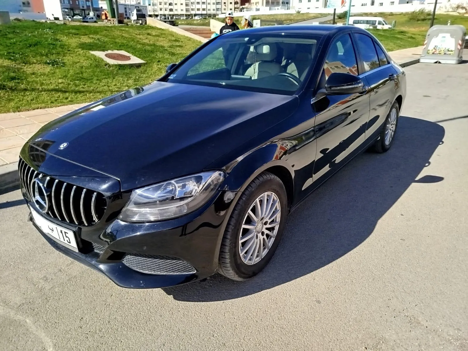 Superbe Mercedes C220d Avantgarde Personnalisée Automatique 2016 - Première Main