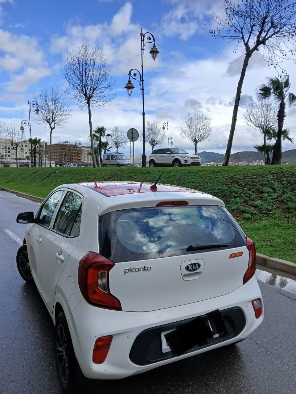 Belle Kia Picanto Lifestyle Essence 2020 Manuelle - Première Main & Full Options