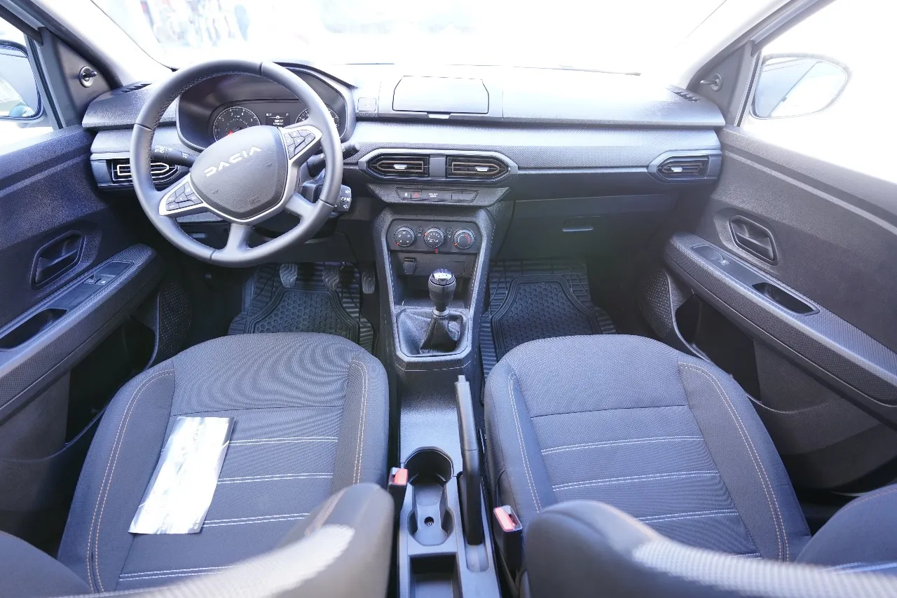 Location Dacia Stepway (2025) Full Options Blanche à Martil (Proche de Tétouan)