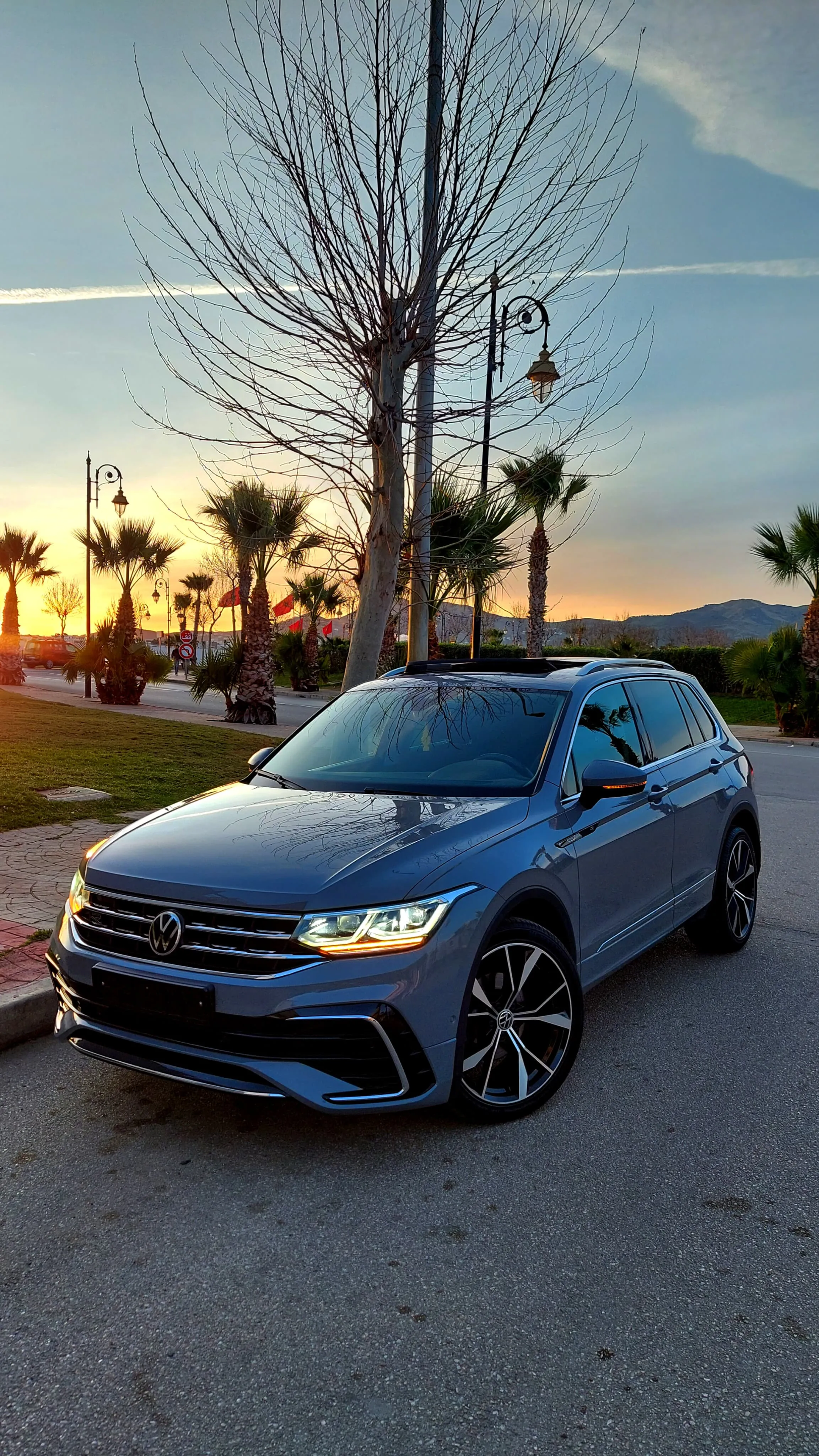 Volkswagen Tiguan R-Line - Distronic Plus, Lane Assist, Park Assist - 2020