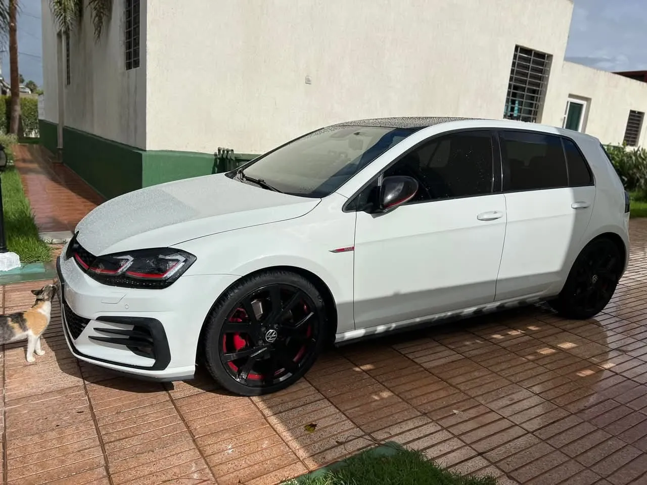 Superbe voiture à vendre Golf 7 GTD Pack 7.5 GTI 2016 automatique  en excelle
