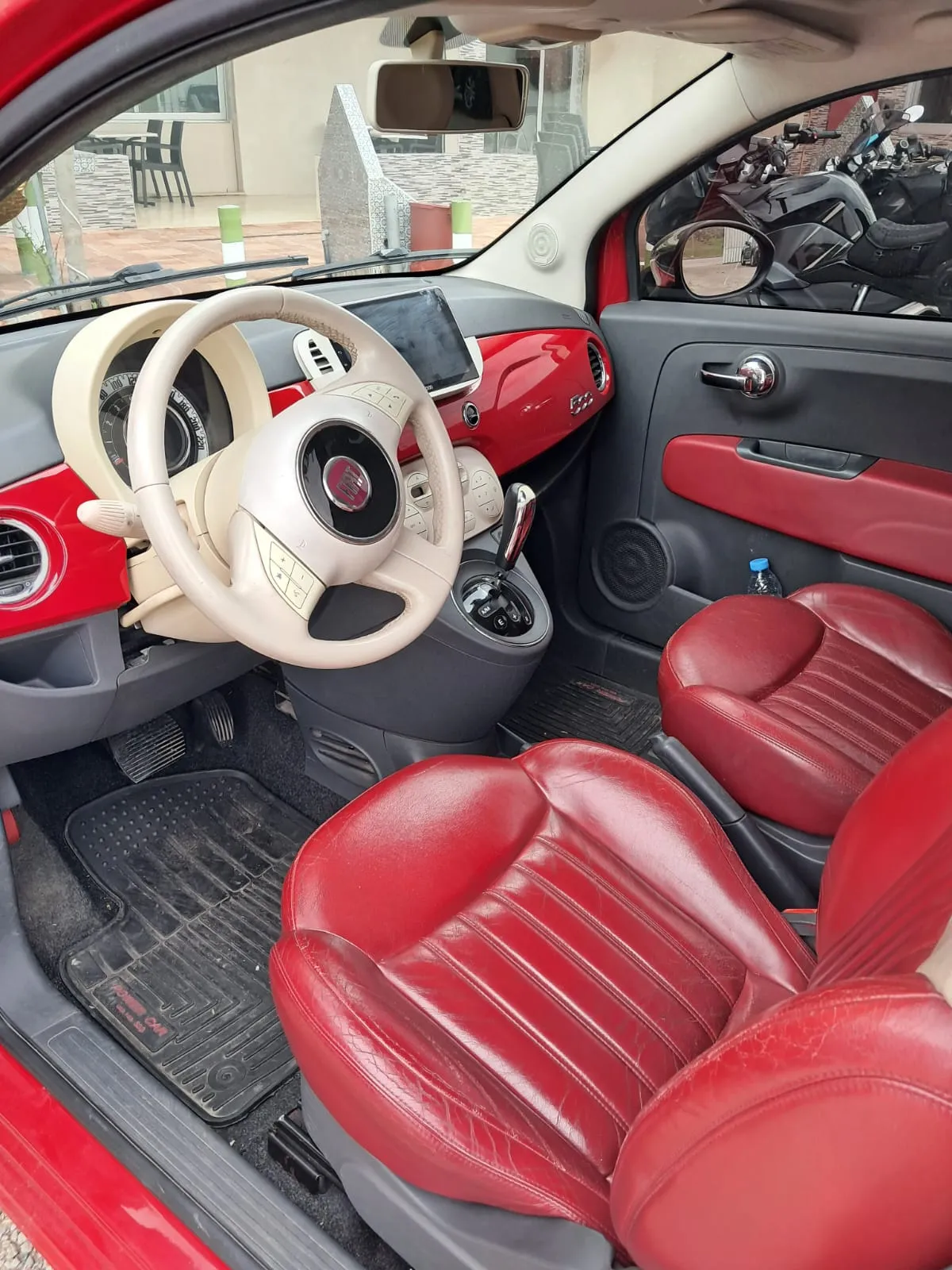 Magnifique Fiat 2014 Automatique Rouge : Style et Confort Garantis