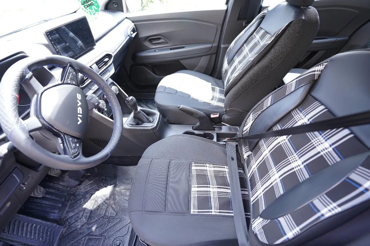 Location Dacia Logan (2025) à Tétouan : Votre Confort et Économie sur les Routes